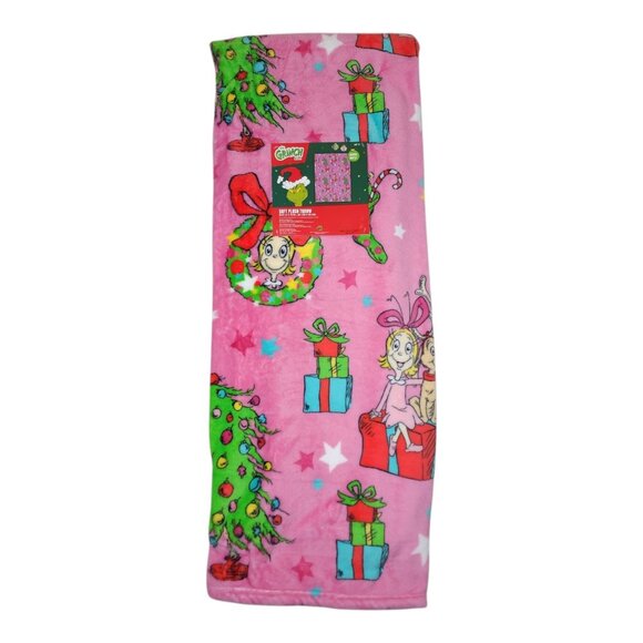 The Grinch Soft Plush Throw Blanket 50" X 70" Pink Christmas Cindy Lou & Max - Picture 9 of 9